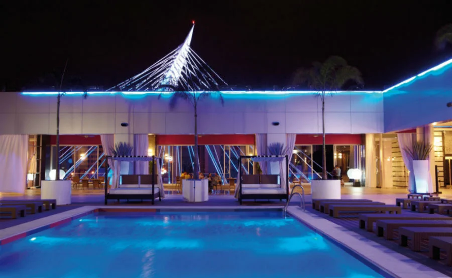 piscina-pool-01_tcm49-83034